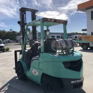 Great Condition Mitsubishi 3.T Forklift